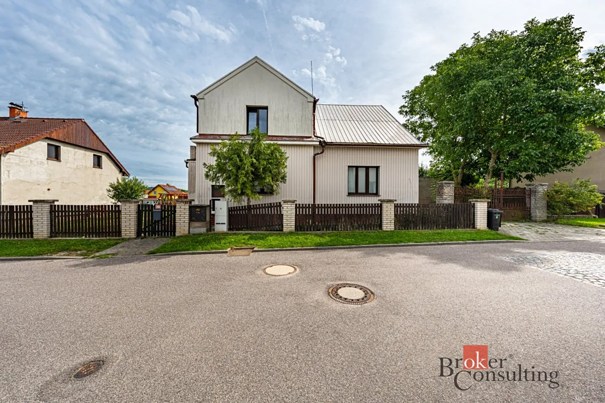 Prodej rodinného domu 151 m², pozemek 1025 m²
